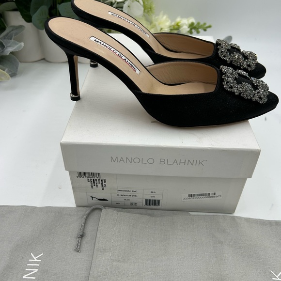 Manolo Blahnik Black Embellished Women's Mules size 38.5 made in Italy - Picture 3 of 9